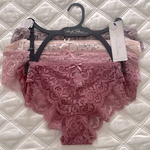 Pastel lacy underwear size L